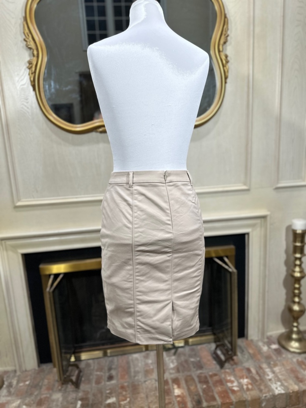 White House Black Market Skirt Size 6 Tan‎ Quiet Luxury Minimalist - Picture 3 of 9